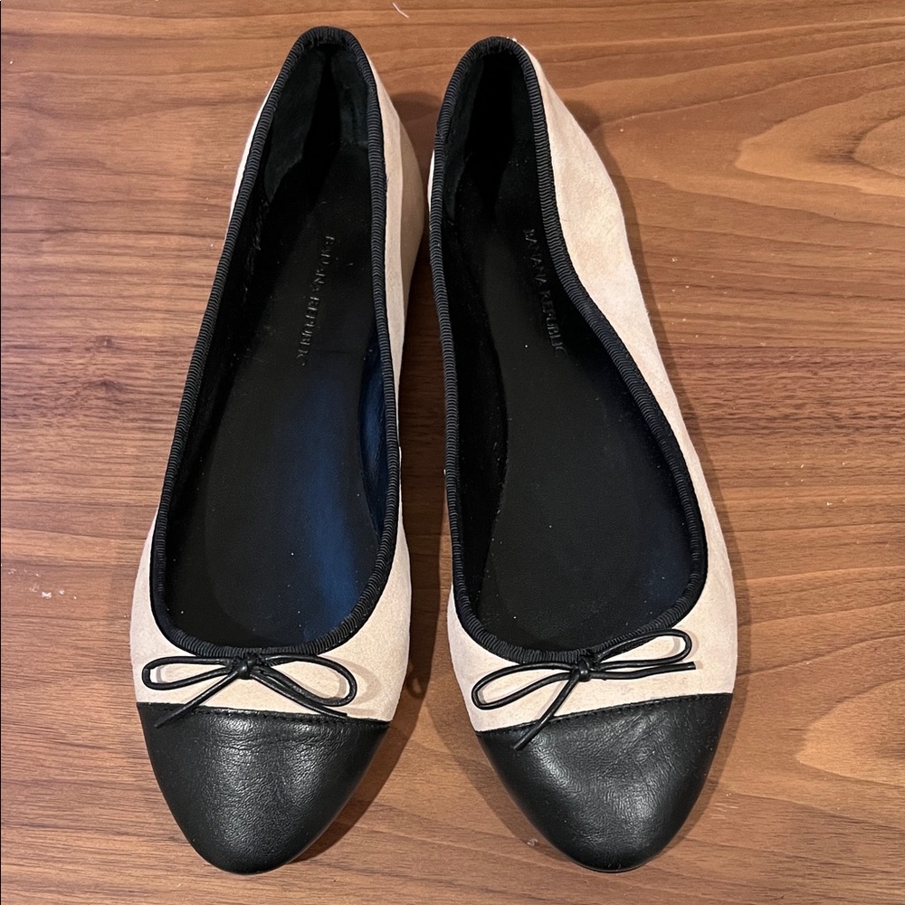 Banana Republic Black and Cream Flats (new - never worn)